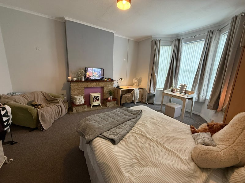 Room Tachbrook Road in Royal Leamington Spa