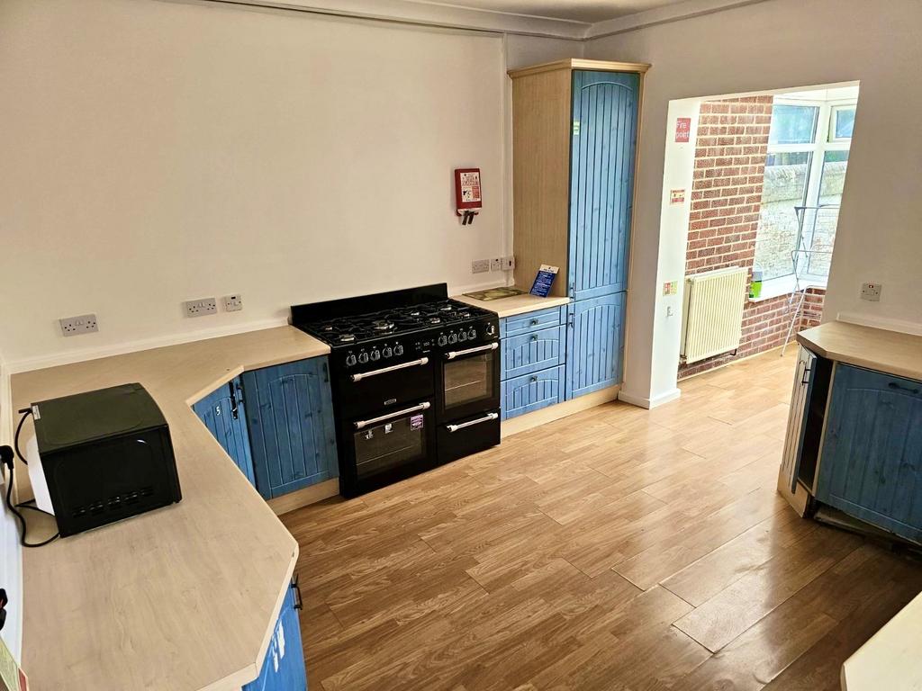 Room St Ronan's Road in Portsmouth