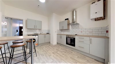 Room Elmfield Road in Doncaster