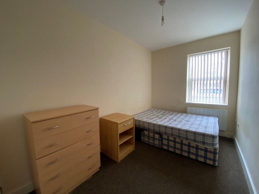 Flat Westridge Road in Southampton