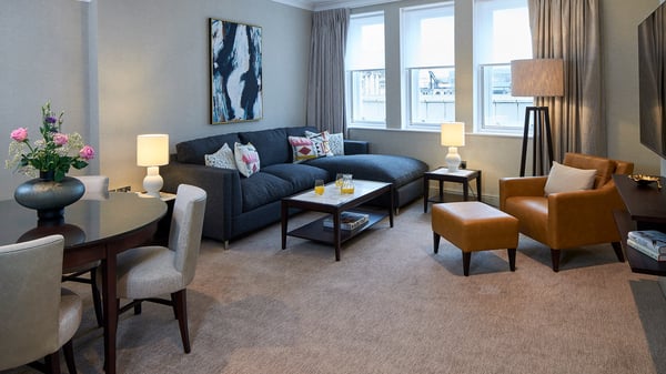 Flat Watling Street in City of London