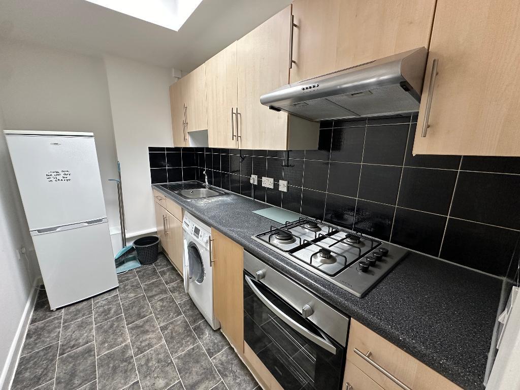 Flat Uxbridge Road in Greater London