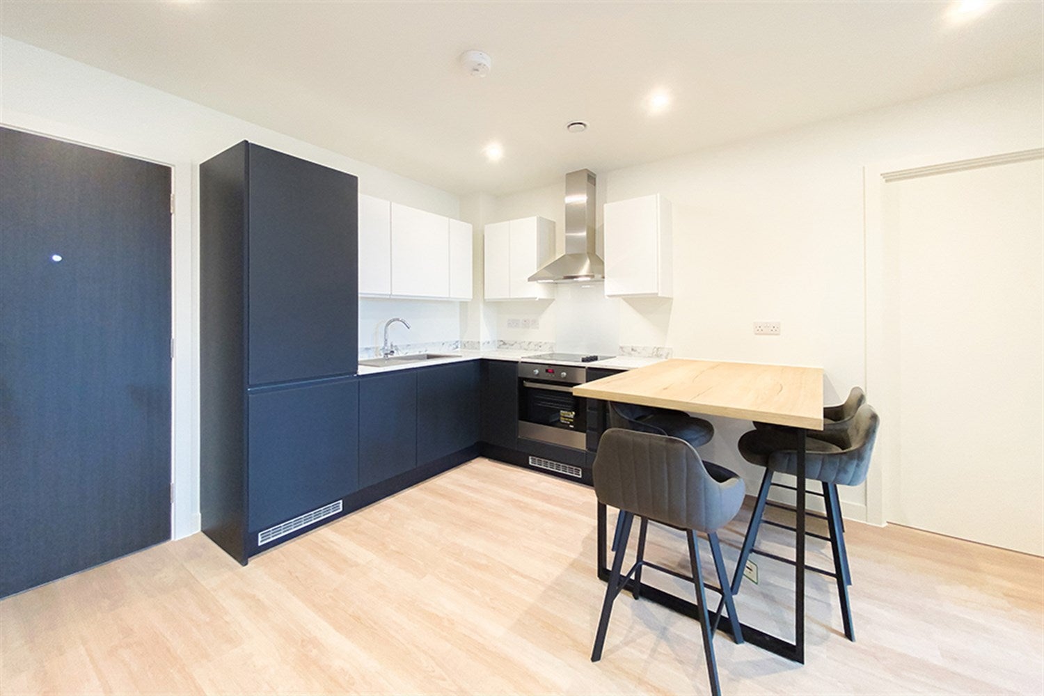 Flat New Kings Head Yard in Salford