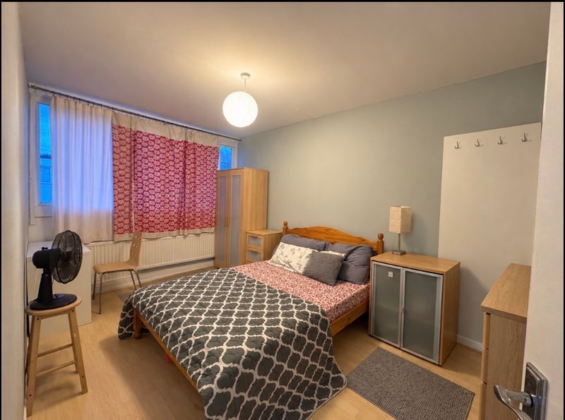 Room Danebury Avenue in Greater London