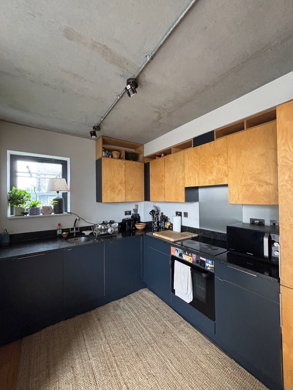 Room Kent Street in Greater London