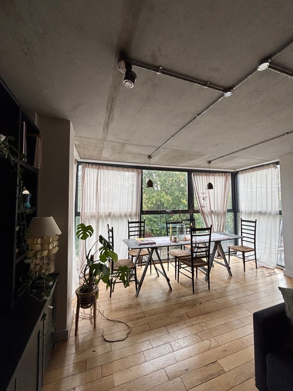 Room Kent Street in Greater London