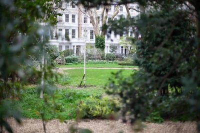 Flat Laverton Place in Greater London