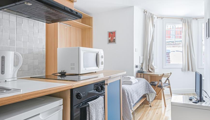 Flat Fulham Palace Road in Greater London