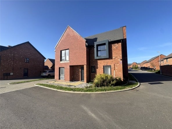 House Prunus Walk in Wroughton