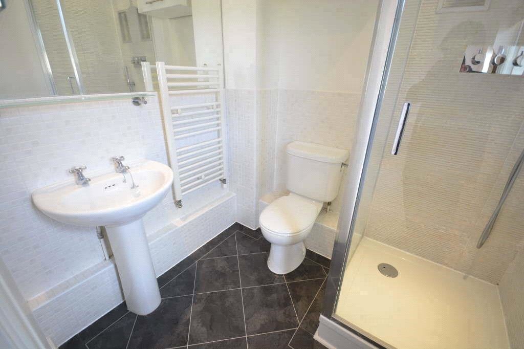 Flat Horton Crescent in Epsom and Ewell