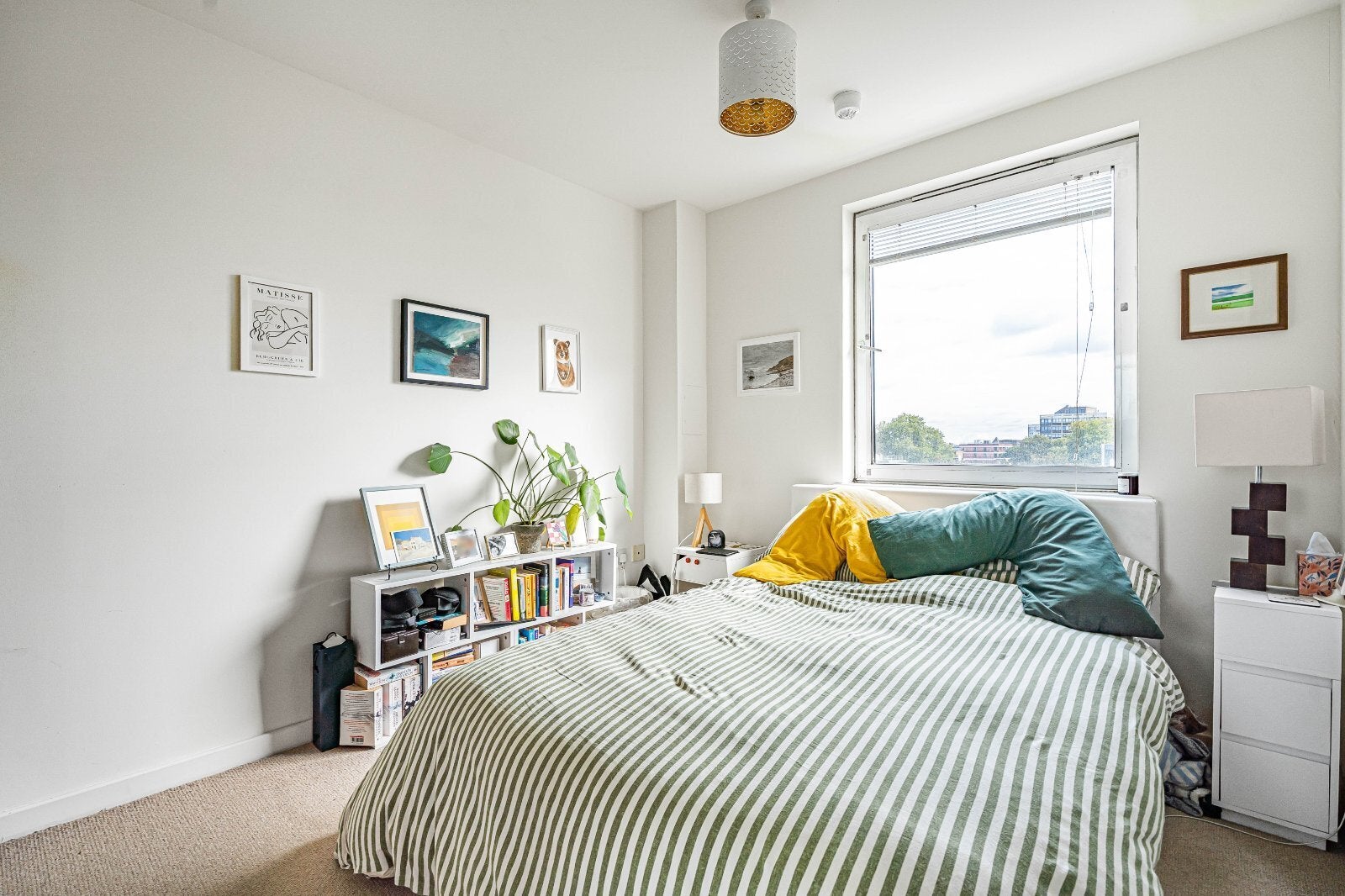 Flat Provost Street in Greater London