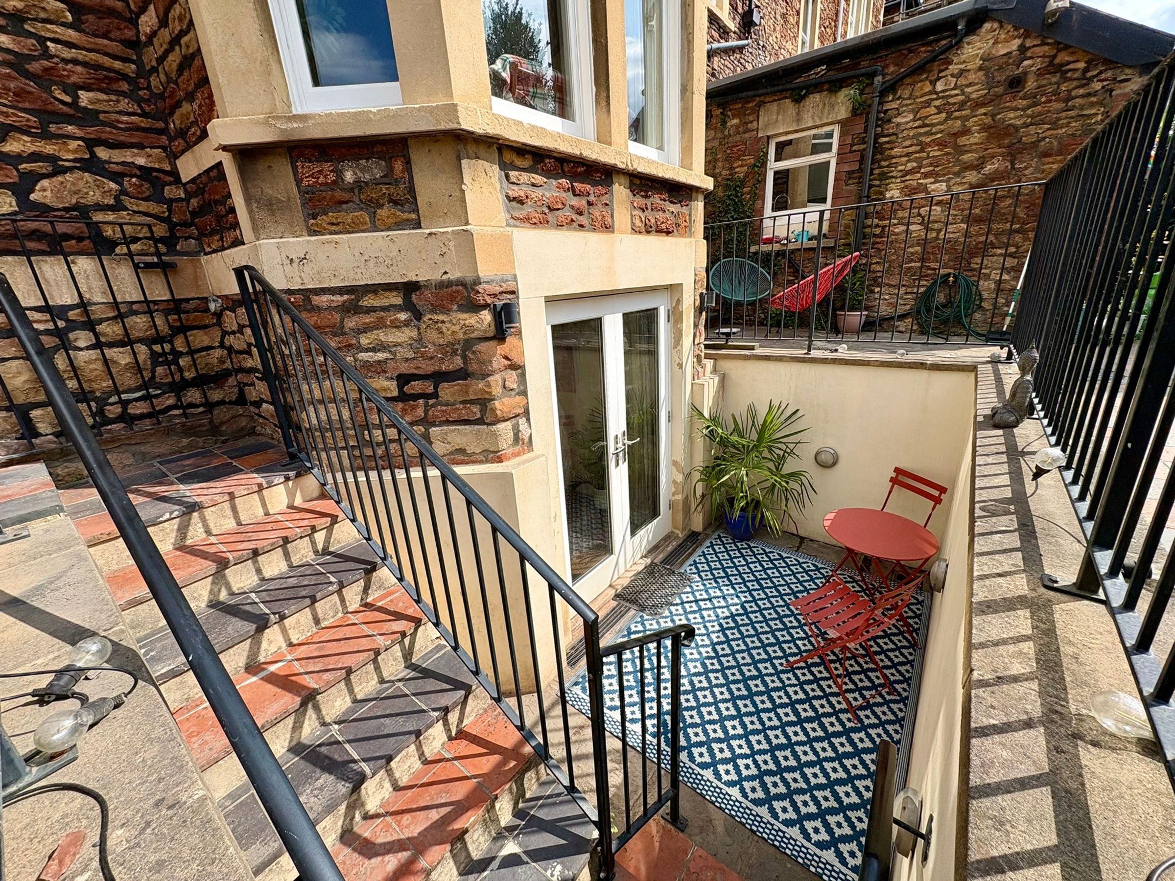 Flat Hurle Crescent in Bristol