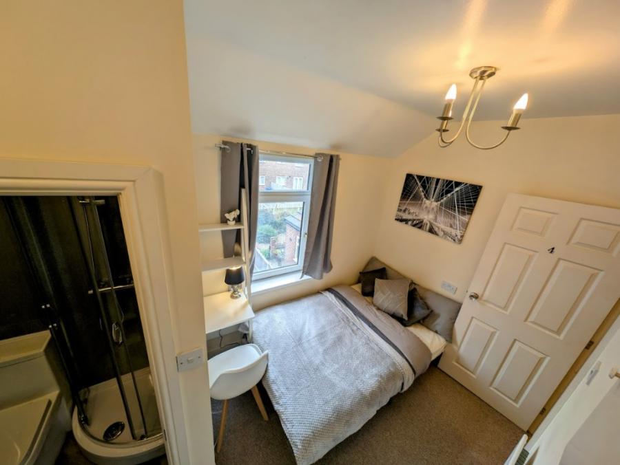 Room Hatrell Street in Newcastle-under-Lyme