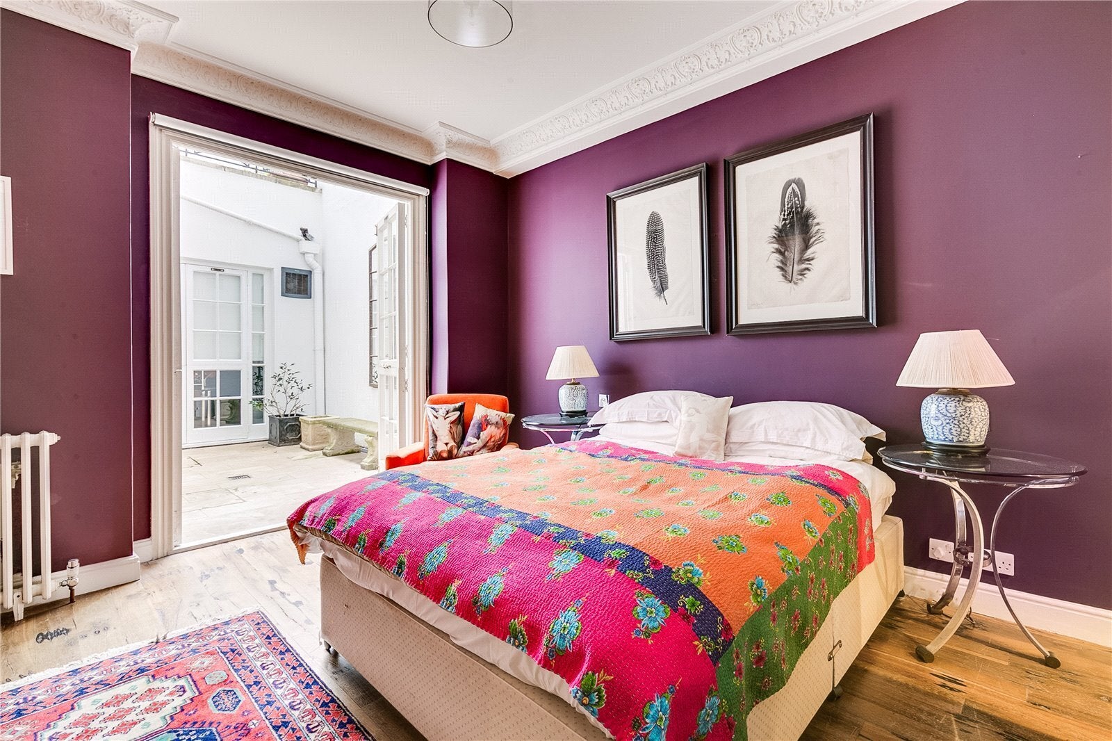 Flat Onslow Gardens in Greater London