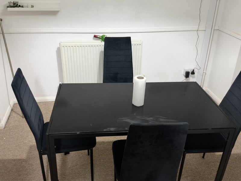 Room Green Close in Warwick