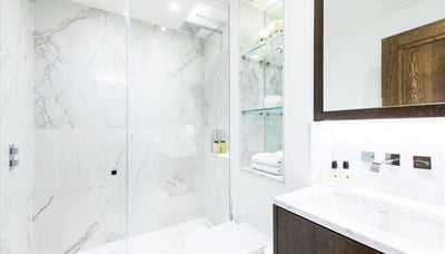 Flat Prince of Wales Terrace in Greater London