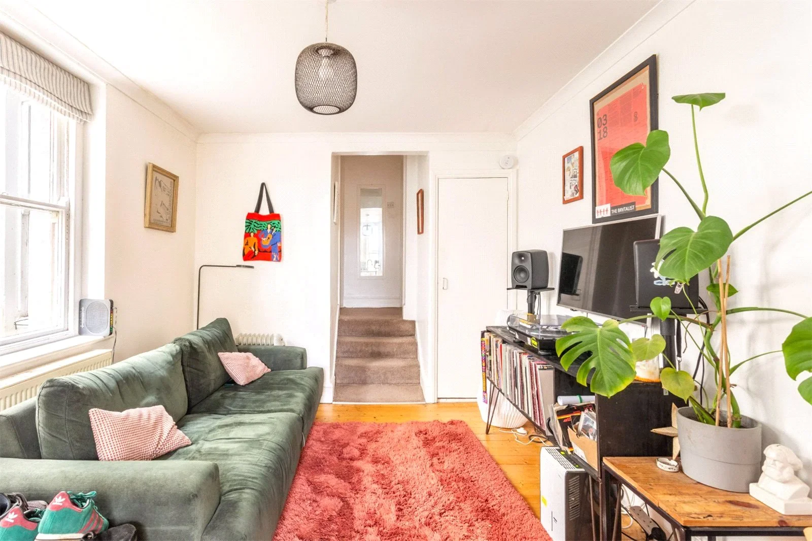 Flat Compton Road in Brighton