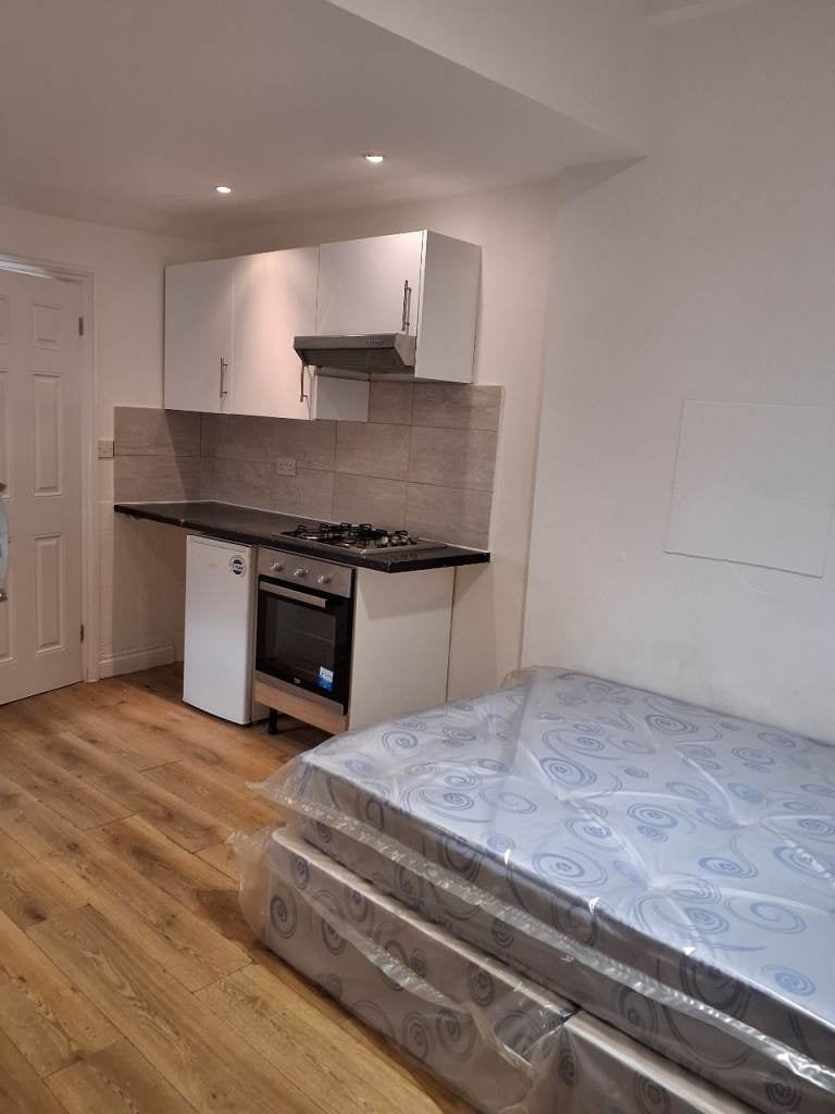 Room Sidcup Hill in Greater London
