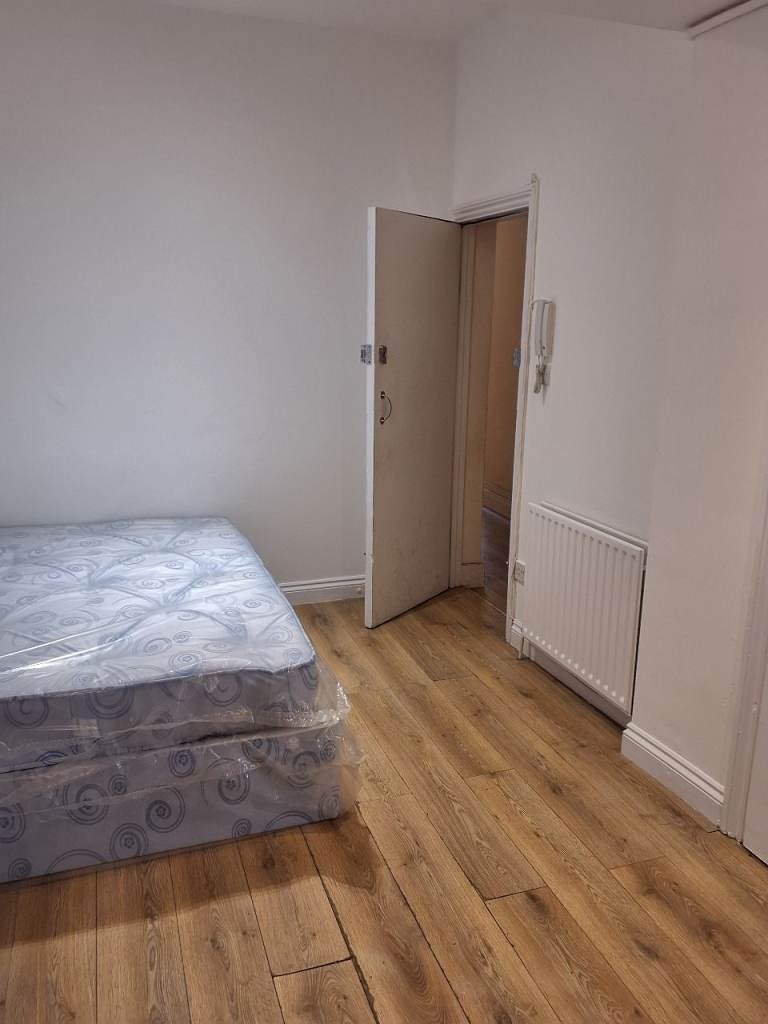 Room Sidcup Hill in Greater London