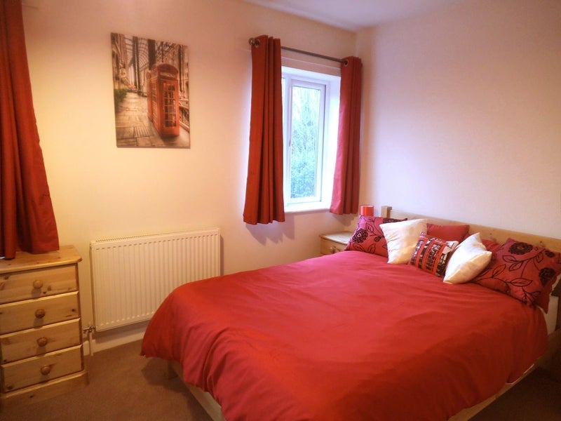Room Elms Close in Metropolitan Borough of Solihull