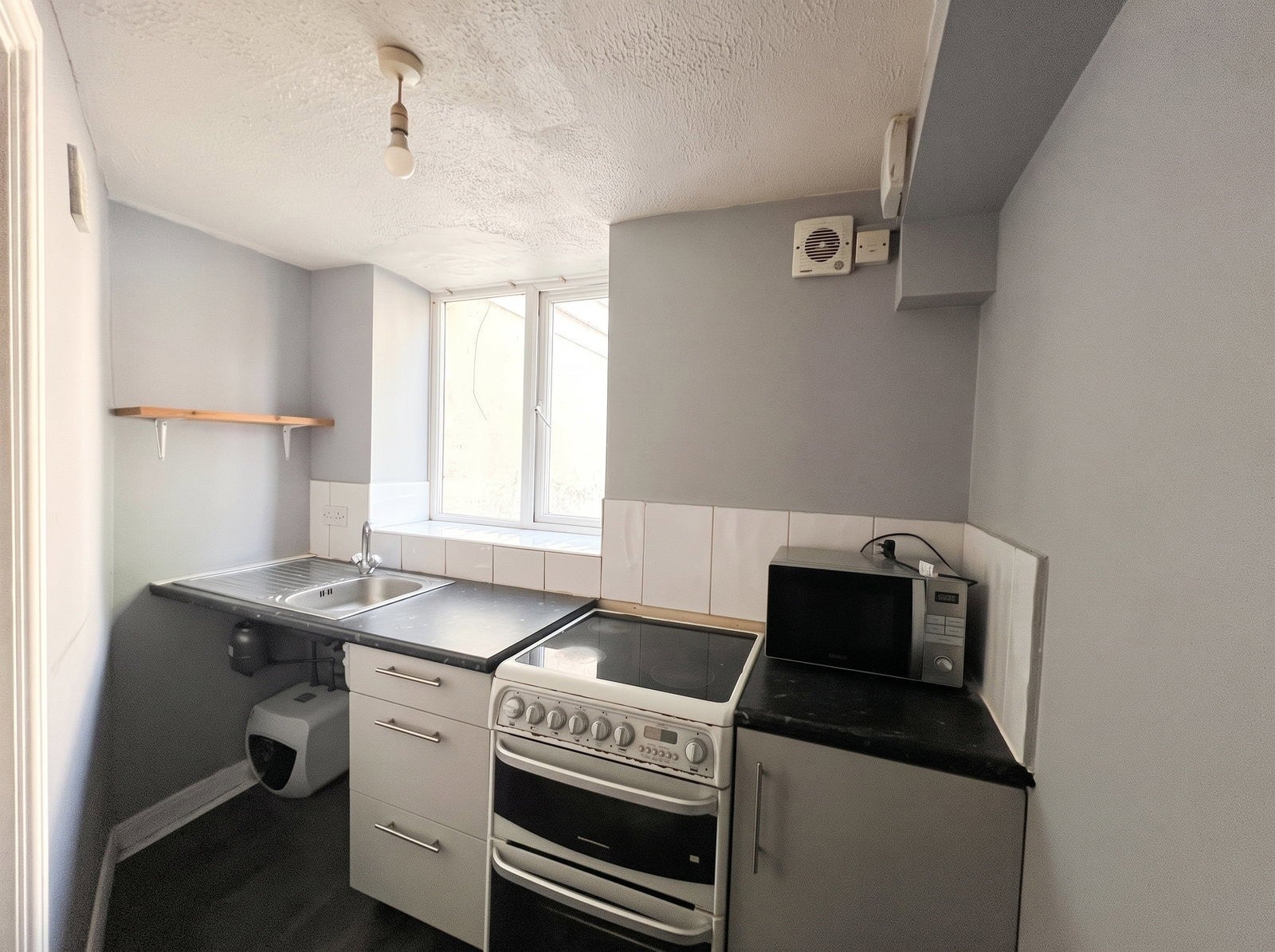 Flat Bourne Street in Eastbourne