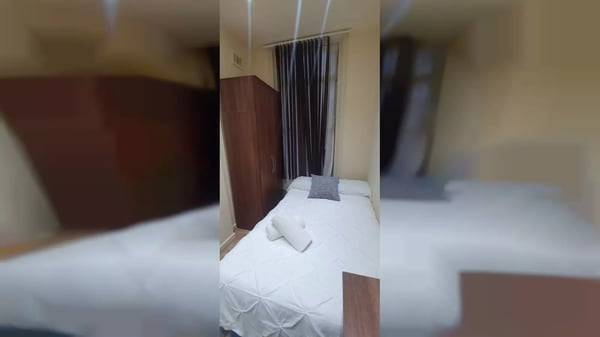 Room Blenheim Gardens in Greater London