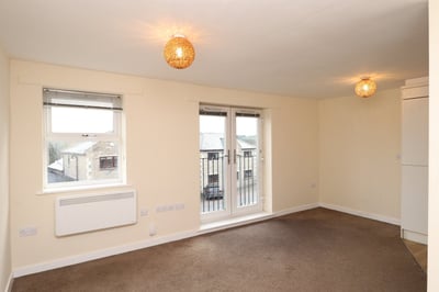 Flat Roker Lane in Leeds