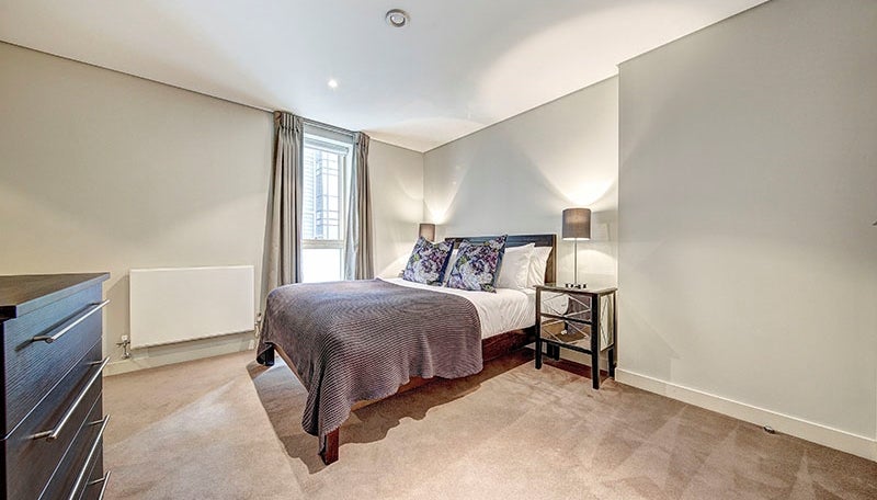 Flat Merchant Square in City of Westminster