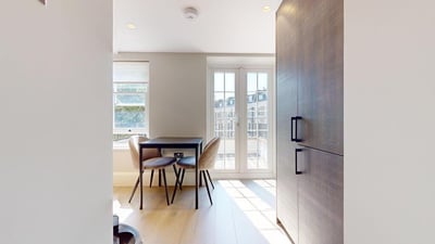 Flat Collingham Road in Greater London