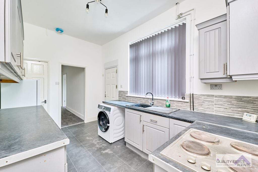 Room Campbell Road in Stoke-on-Trent