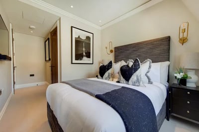 Flat Prince of Wales Terrace in Greater London