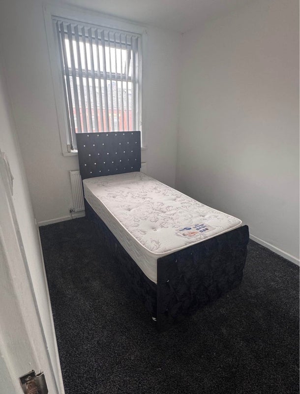 Room Audley Range in Blackburn