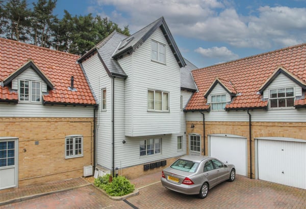 Flat Mill Mews in West Suffolk