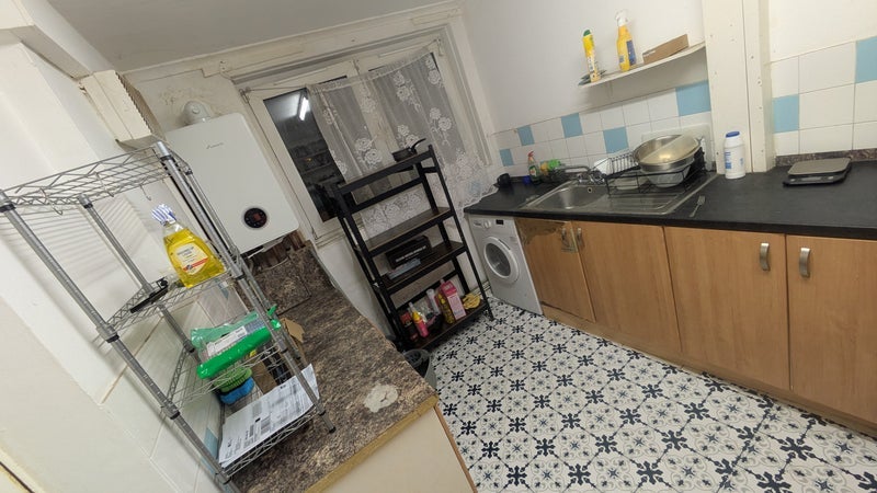 Room Ivermore Place in Greater London
