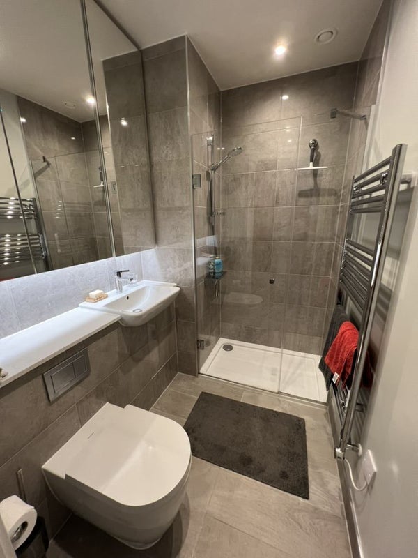 Room Hale Wharf in Greater London