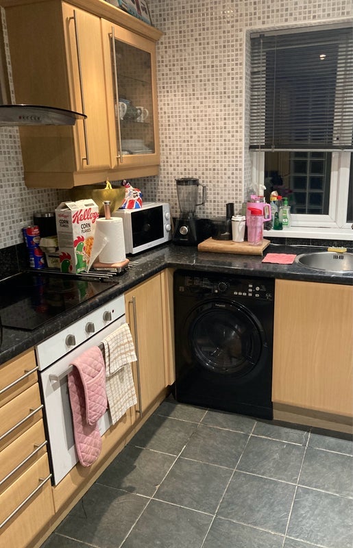 Room Newton Road in Newcastle upon Tyne