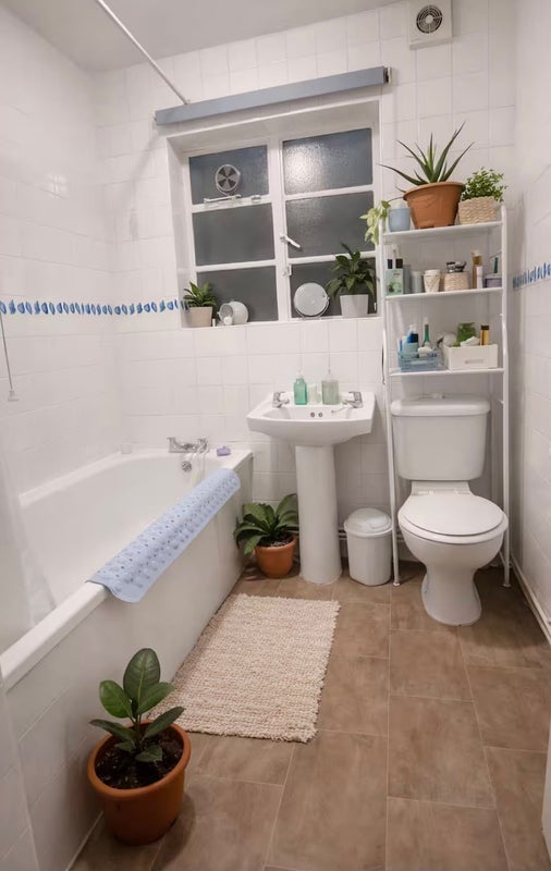 Room Glenhill Close in Greater London