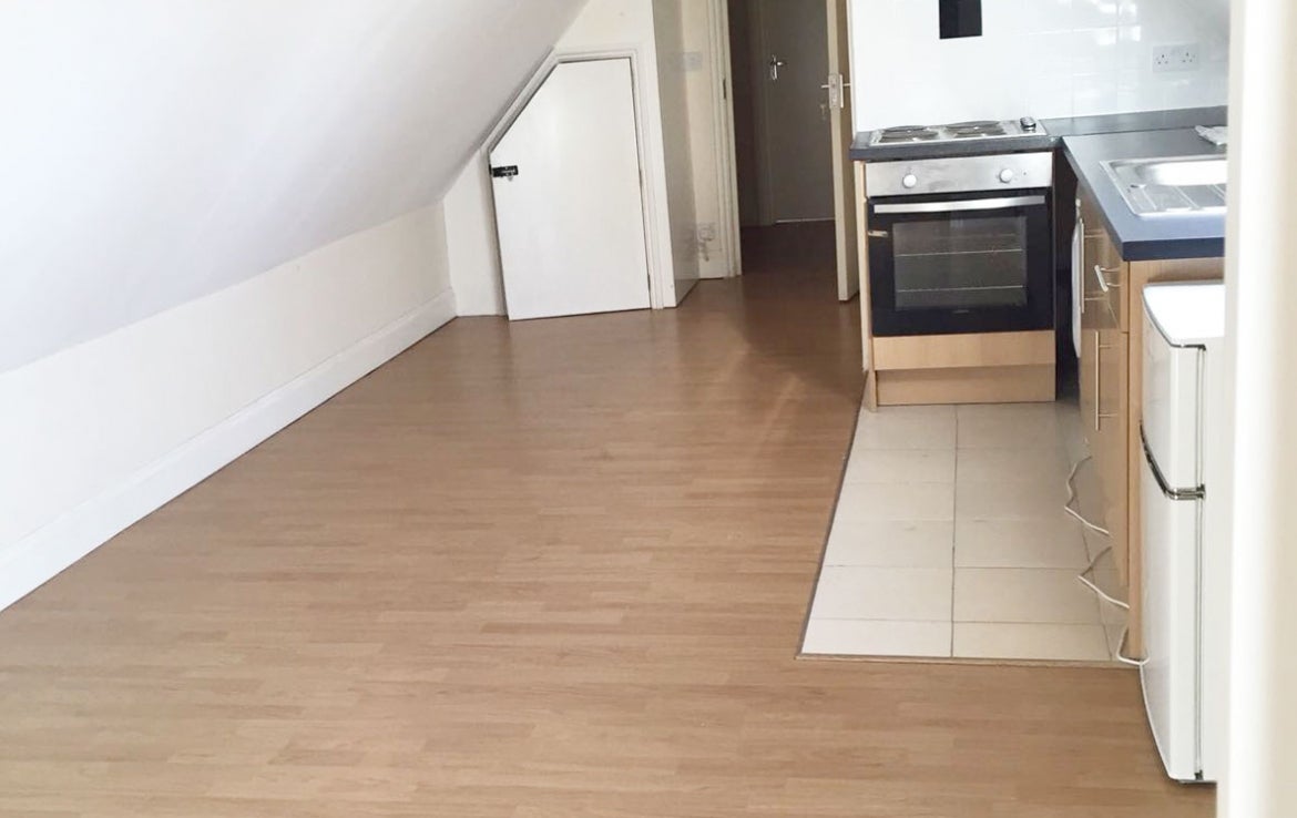 Flat High Road Leytonstone in Greater London