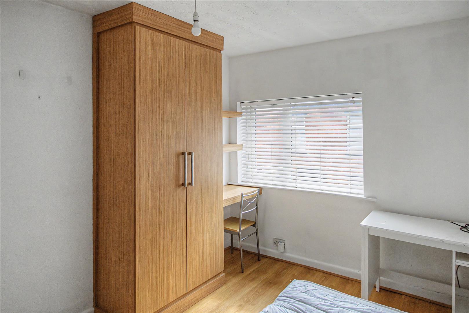 Flat Kenmure Place in Preston
