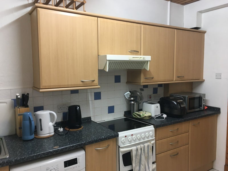 Room Thornwood Road in Glasgow