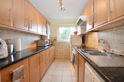 Flat Orchard Waye in Greater London