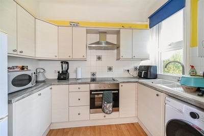 Flat Nelson Road in Arun