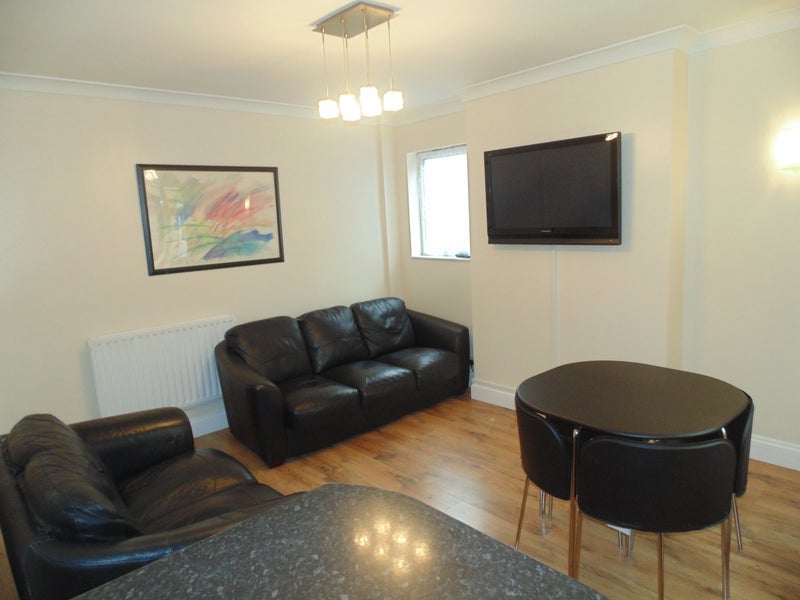 Room Bramford Road in Ipswich