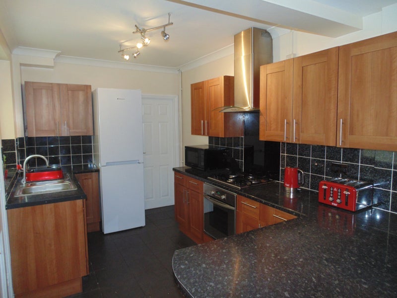 Room Bramford Road in Ipswich