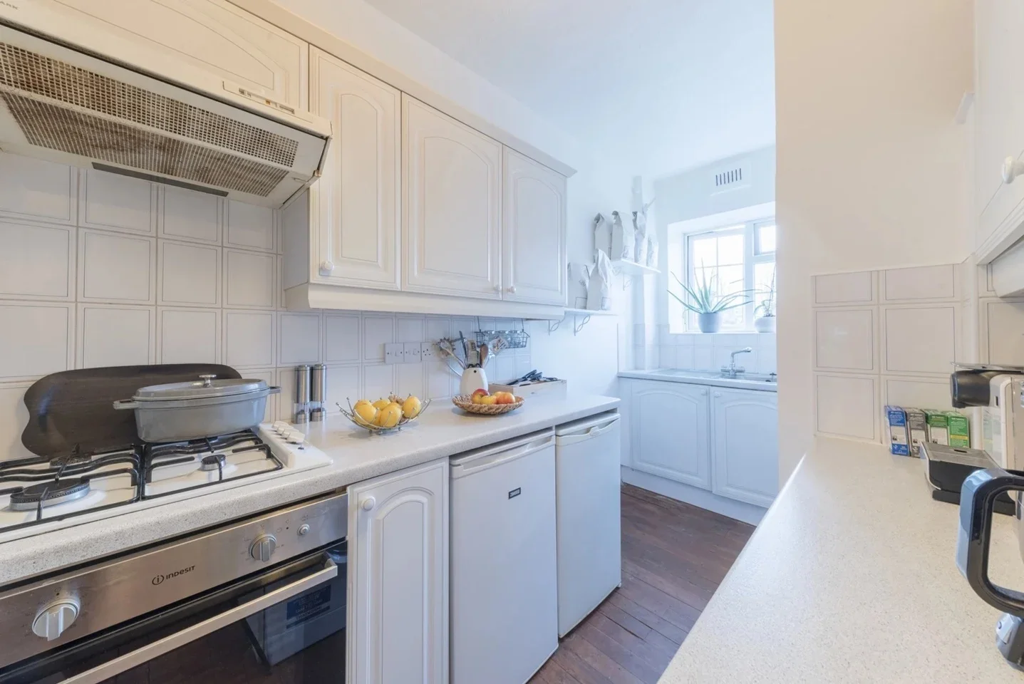 Flat West End Lane in Greater London