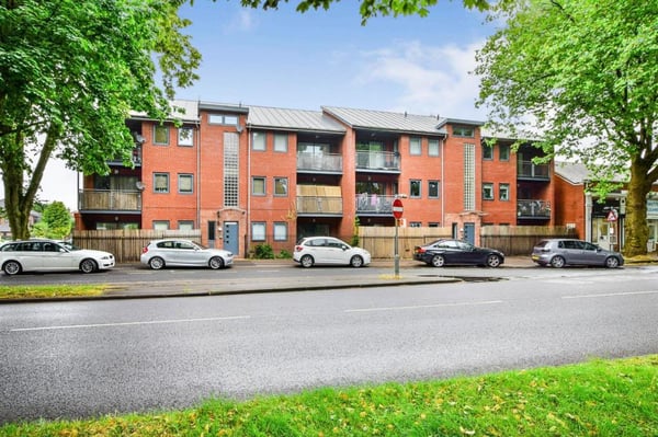 Flat Stretford Road in Manchester