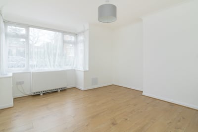 Flat Tankerton Road in Canterbury