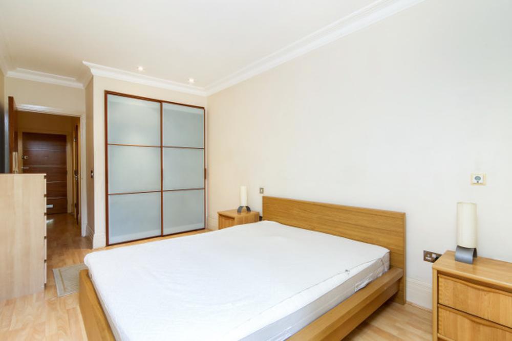 Flat Palgrave Gardens in City of Westminster