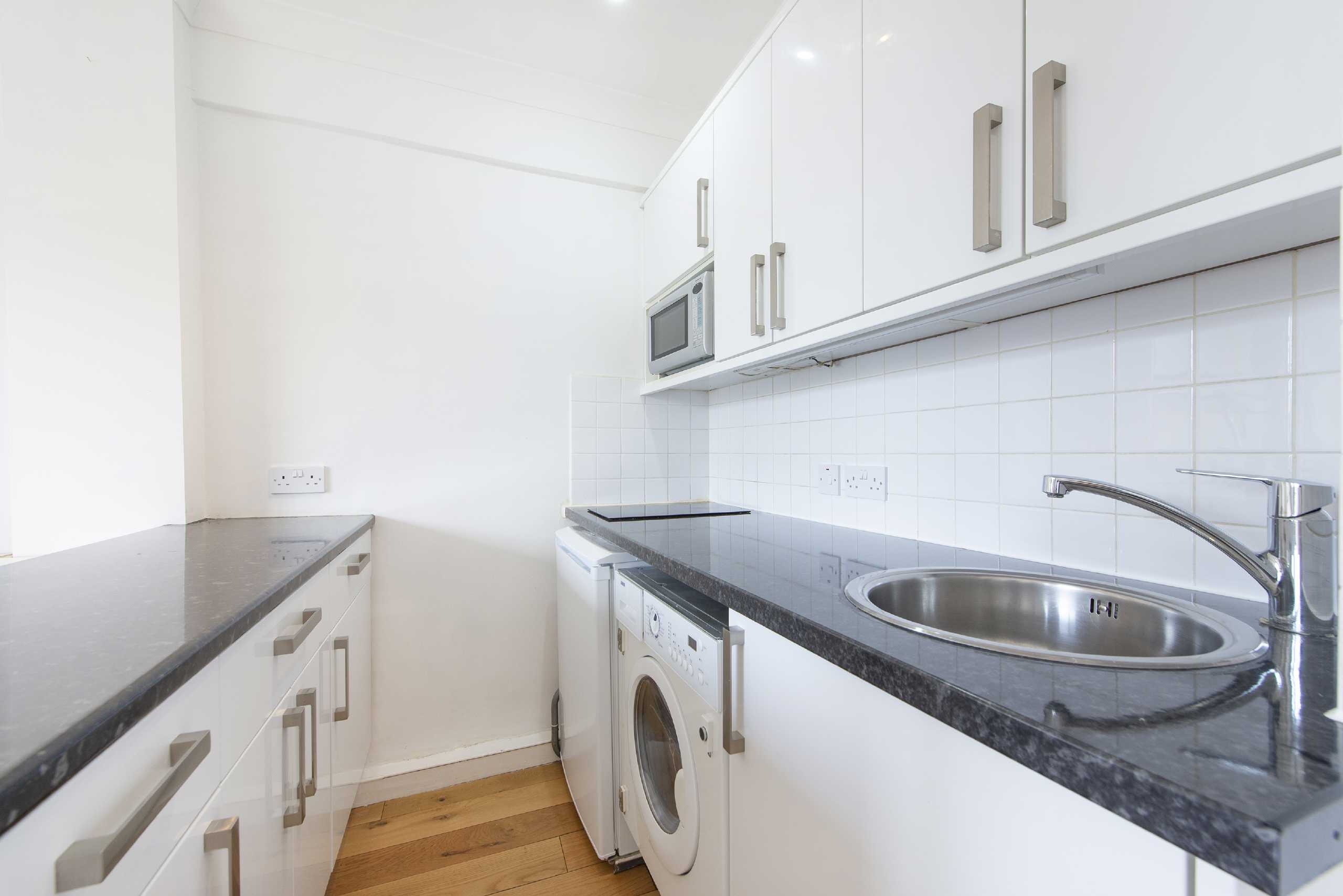 Flat Woburn Place in Greater London