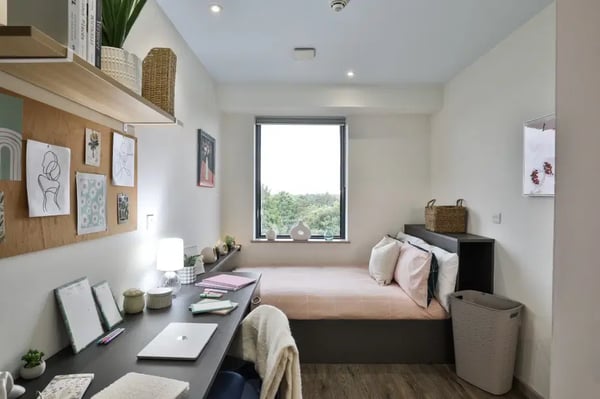 Flat Hagley Road in Birmingham